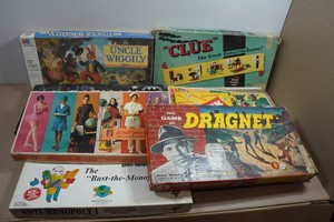 Vintage Board Games - Clue, Dragnet