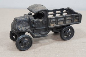 Vintage Cast Iron Stake Truck