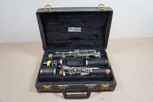 Selmer Signet 100 Bb Soprano Clarinet with Case