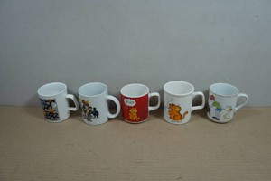 Vintage Character Coffee Mugs - Pac-Man, Pooh, Garfield