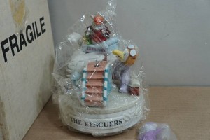 Vintage Disney The Rescuers Musical Memories Limited Edition Music Box