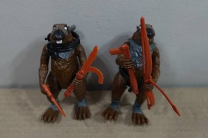 2 TMNT Splinter Action Figures