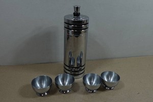 Chase USA Shaker and Cup Set