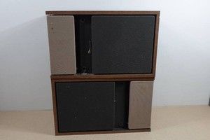 Pair of Bose 301 Series II Bookshelf DirectReflecting Speakers