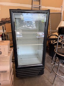 Working Dasani Commercial Rolling Refrigerating Cooler