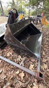5T Black Excavator Bucket - Excavator Attachments