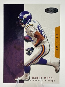 2003 Fleer Hot Prospects Randy Moss #47 Football Card