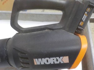 Worx 20V Blower- missing charger untested