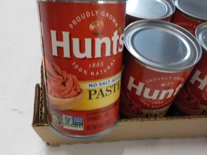 24 Case of 6 oz Hunts Tomato Paste