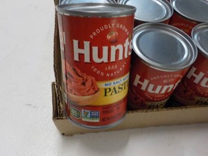 24 Case of 6 oz Hunts Tomato Paste