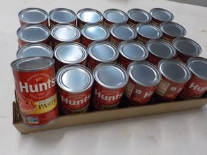24 Case of 6 oz Hunts Tomato Paste