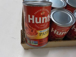 24 Case of 6 oz Hunts Tomato Paste