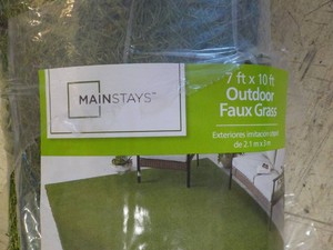 Mainstays 7ft x 10 ft  Outdoor Faux Grass