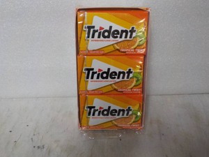 12 Trident 14 Sticks each Tropical Twist Sugar Free Gum
