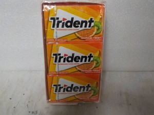 12 Trident 14 Sticks each Tropical Twist Sugar Free Gum