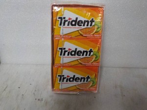 12 Trident 14 Sticks each Tropical Twist Sugar Free Gum