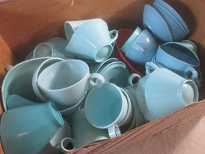 (A-3) Box Full of Vintage Melamine Cups, Saucers and Bowls