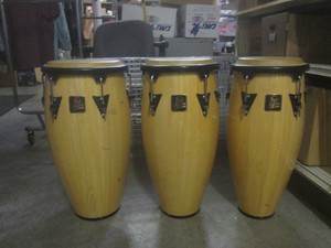 (EW4) Set of 3 Latin Percussion Aspire Natural Wood Conga Drums with Black Hardware 12  11  10