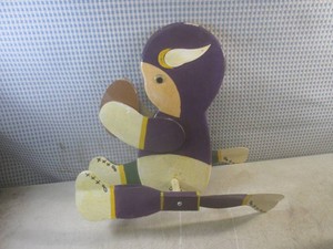 (FS) Hand Made Wood Minnesota Vikings  Greenbay Packers Wind Spinner
