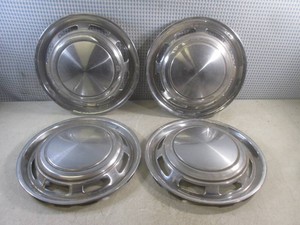 (D-4) Set of 4 Vintage 1971-1978 Ford Pinto 1975-1978 Mercury Bobcat 13 Hubcaps