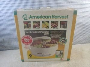 (D-2) American Harvest Snackmaster Dehydrator 2200