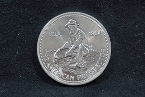 1984 Engelhard American Prospector 1 Ounce Silver Coin