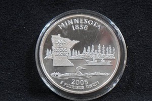 2005 Silver Minnesota State Quarter Replice 1 Troy Ounce Coin