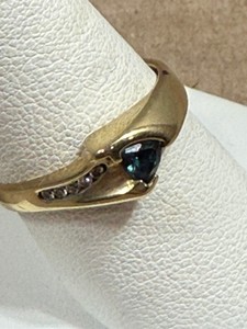 Ladies 10k Yellow Gold Tourmaline and Diamond Ring