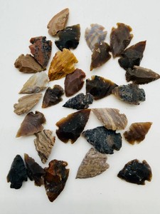 Assorted Knapped Stone Arrowheads - 30 Pieces