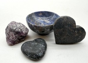 Sodalite Bowl & Stone Hearts Mixed Lot