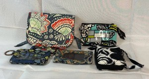 Resale Lot Vera Bradley Quilted Bags & Accessories Nomadic Flora Hanging CosmeticTravel Bag Night and Day Wristlet and ID CardWallet (Lot of 5)