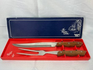 The Master Carver Frontier Forge Carving Knife & Fork Set