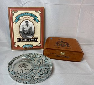 The Good Life According to Ernest Hemingway Book, Arturo Fuente Cigar Box & HC El Corojo Cigar Ashtray Mixed Lot