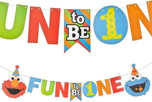 Sesame Street First Birthday Party Garland, 7 ft. x 12 12
