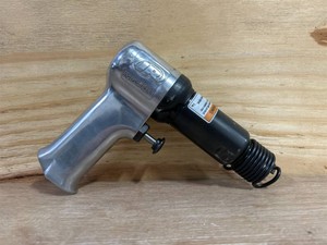 Ingersoll Rand Air Hammer, 2 932in. Stroke, 3,000 BPM, 3 CFM, Model# 121-K6 #15413 MSRP $169.99