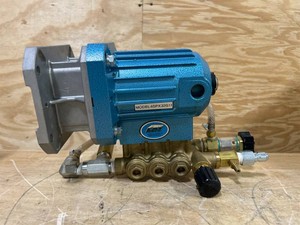 CAT Pressure Washer Pump Assembly, 3600 PSI, 3.0 GPM, Direct Drive, Gas, Model# 4SPX32G1I #A157124 MSRP $549.99