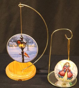 Darrell Bush & Li Bien 1997 Holiday Ornament Pair (Lot of 2)