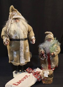 Midwest of Cannon Falls Primitive Santa Figures (Lot of 2)