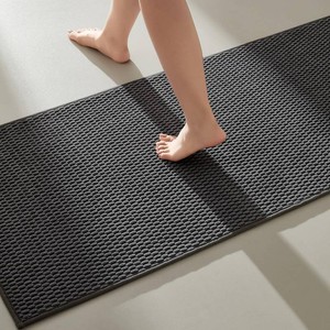 Bathroom Runner Rugs, Long Bath Mat Runner Washable Thin Quick Dry Low Pile Bathroom Runner Rugs Non Slip, Dark Grey 24x70