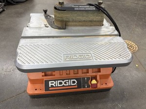 Ridgid Osculating Belt Sander