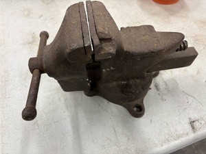 Bench Vise