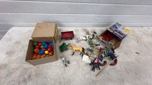 Vintage toys including the Lone Ranger