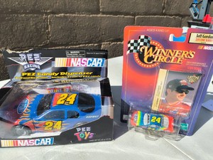 Jeff Gordon collectibles-PEZ Car and Diecast Car-NEW
