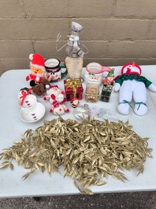 Christmas Decor Lot