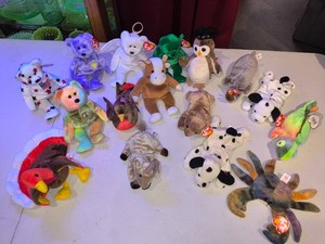 BEANIE BABIES Lot of 16