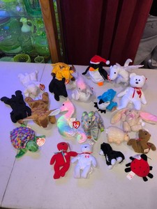 BEANIE BABIES - Lot of 20