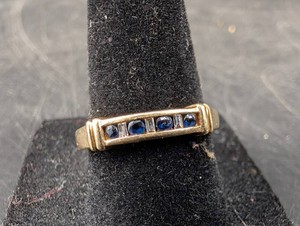 10K Gold Ring With Blue & Clear Stones - Size 7