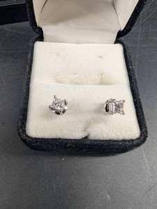 14K Diamond Stud Earrings