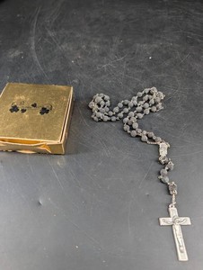 Rosary Prayer Beads With Crucifix, Medal & Clover Patch Box