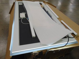 Briivue 68x36 Inch LED Bathroom Mirror with Lights only half the LEDs work